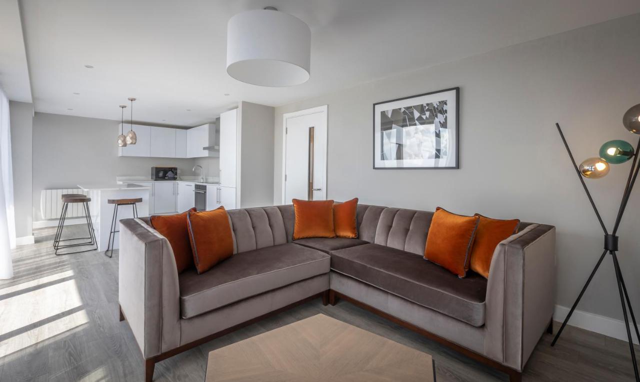 Metro Apartments Dublin Airport Bagian luar foto