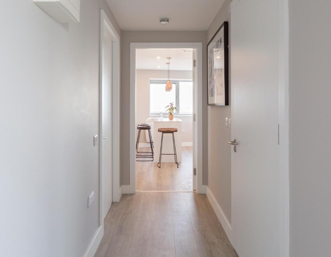 Metro Apartments Dublin Airport Bagian luar foto