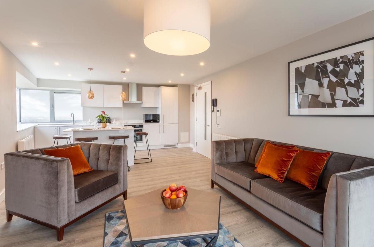 Metro Apartments Dublin Airport Bagian luar foto